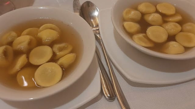 Cappelletti di Parmigiano Reggiano di Parma della Tradizione