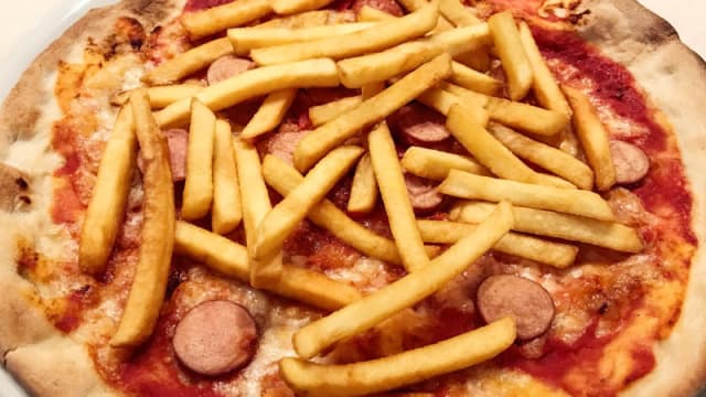 pizza patatine e wursted