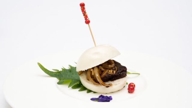 « Bao » de porc ibérique laqué au miel