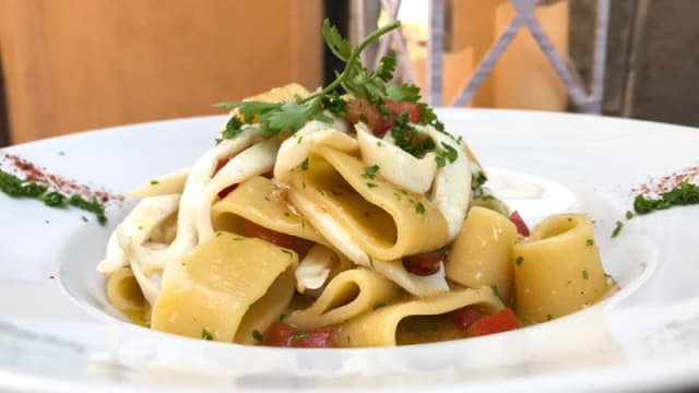 Calamarata di totano aglio olio e peperoncino