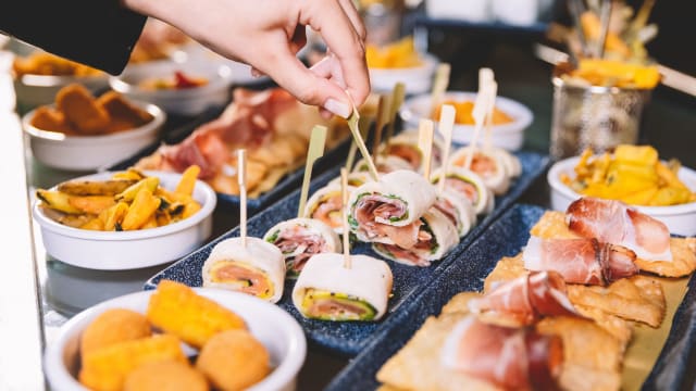 Buffet lunch