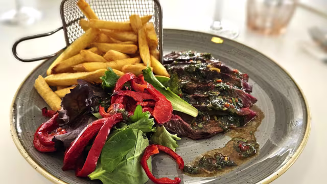 Gourmet Bar Saclay, Saclay