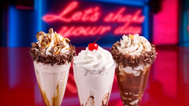 Let's shake your day! 