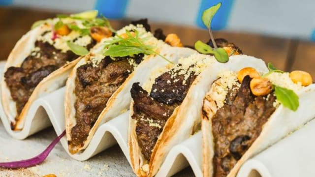 Tacos de fricandó