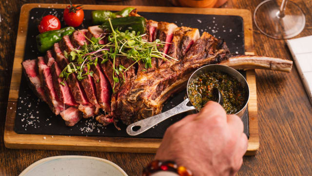 Dry age Tomahawk Steak voor twee