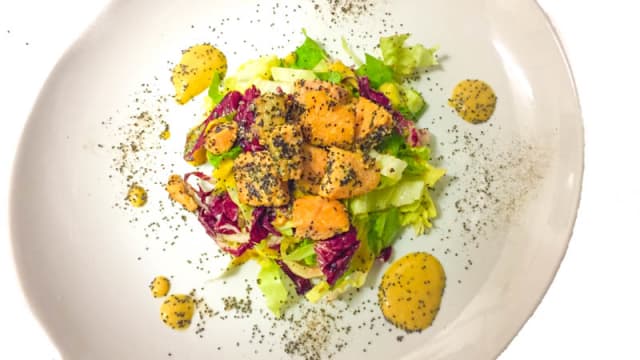 occoncini di salmone al curry e semi di papavero