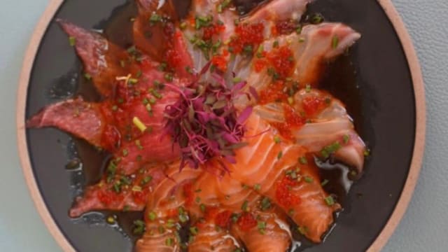 Sashimi afrodisiaco de salmão