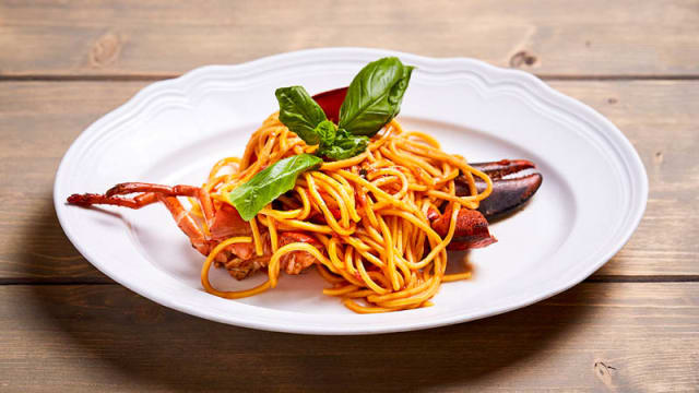 Spaghetti alla chitarra all'Astice