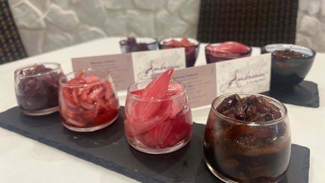 Degustazione di cipolla rossa di Tropea igp