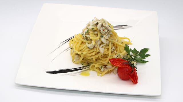 Tagliolini con spigola