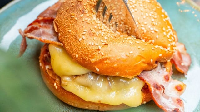 Cantal  Bacon