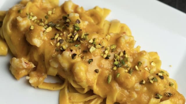 Fettuccine Datterino Giallo, Gamberi Rossi e Pistacchio