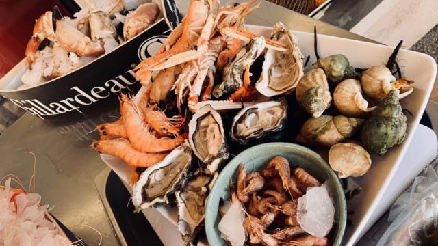 Plateau de fruits de mer à composer selon vos goûts et vos envies