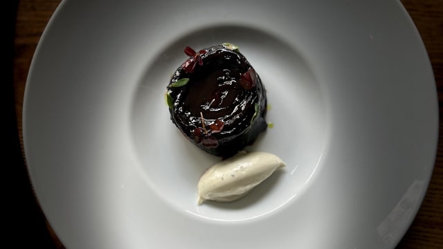 Tarte tatin betteraves et pommes bleu d’Auvergne  
