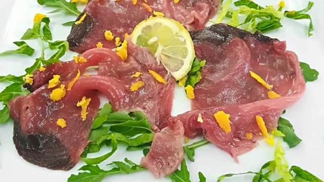 Carpaccio di alalunga agli agrumi