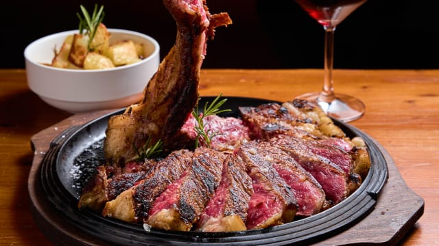 Bistecca alla fiorentina di razza Minota Brasiliana