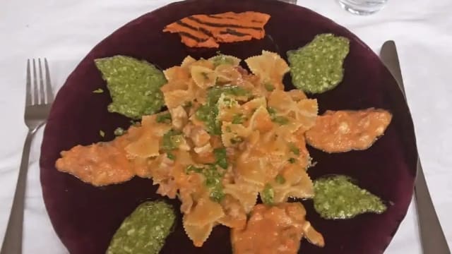 FARFALLE AI TRE COLORI