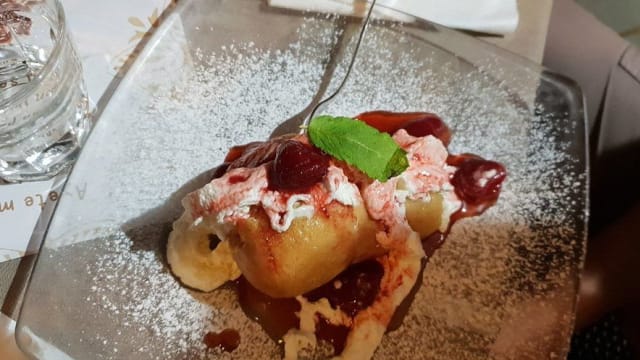 BABA' CON PANNA E AMARENE