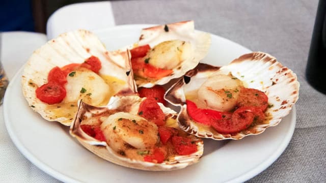 pesce con pomodoro