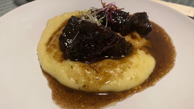 Guancetta di manzo brasata