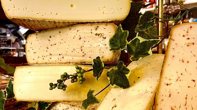 Raclettes aux multiples parfums au lait cru 