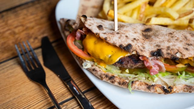 Pizzhamburger Classico