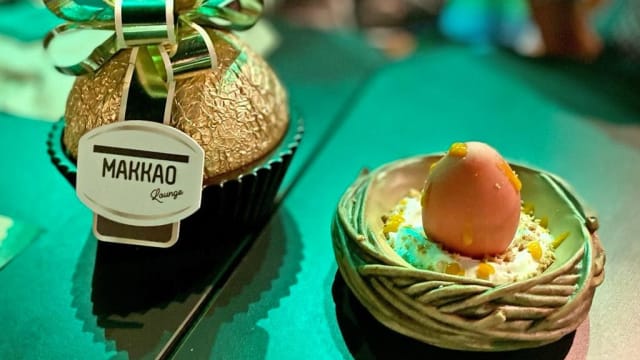 Nido sorpresa y Ferrero Makkao