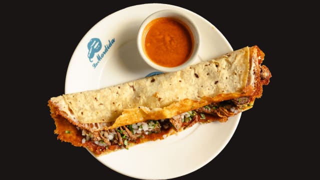 Machete de birria de res