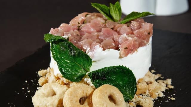 Cheesecake salata di tonno