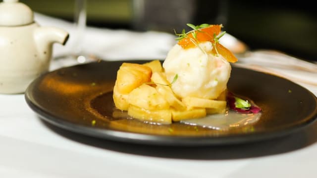 Umeshu ananas