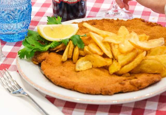 Cotoletta alla milanese con patate