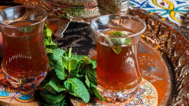 plateau de Thés à la menthe