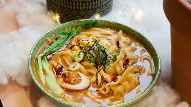 PLAT DU MOMENT, UDON GYOZA