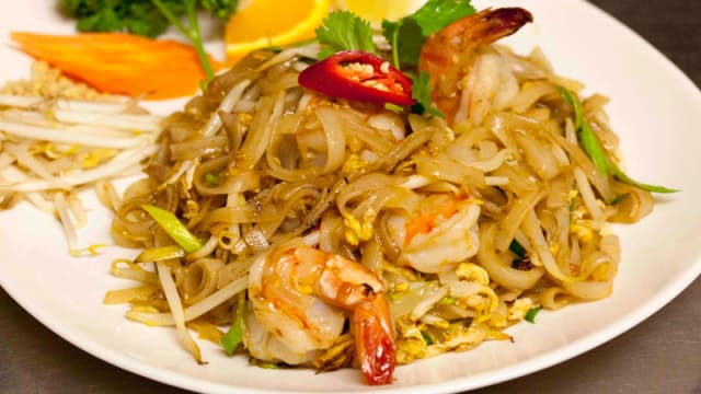 Pad thai aux scampis