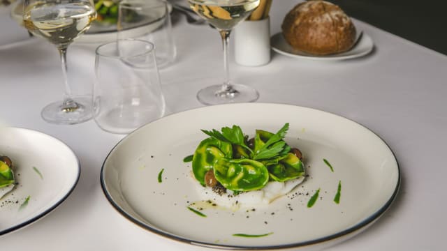 Tortello di Baccalà, Prezzemolo, Limone e Olive