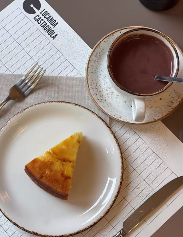 TEA O'CLOCK - Torta mele e cannella