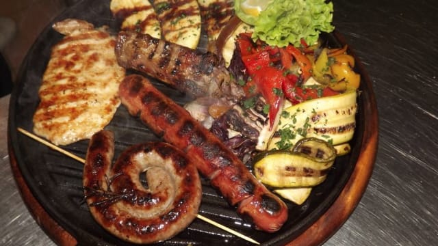 carne alla griglia