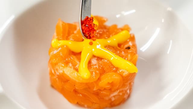 Preparzione Tartare di salmone 
