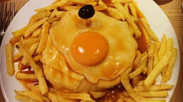 Capa na Baixa, Porto