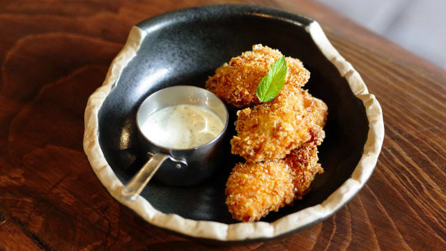 POLLO FRITTO MARINATO ALLO YOGURT