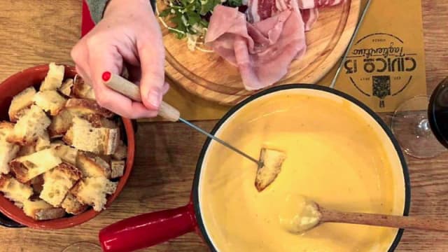 Fonduta al Formaggio con salumi