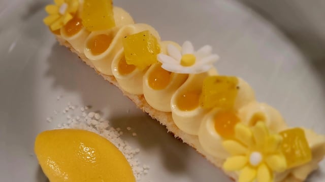 Biscuit. Coconut Cream. Pineapple. Passion Fruit Sobert