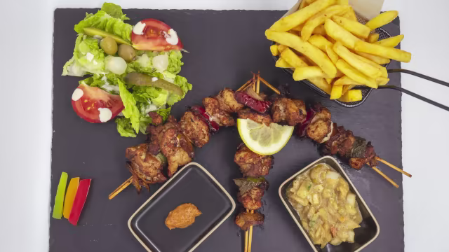 BROCHETTES DE POULET
