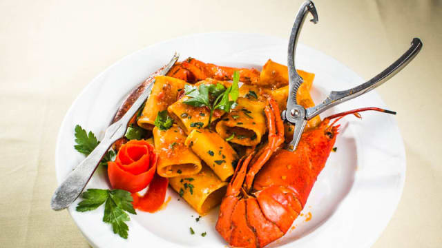 Paccheri all' astice
