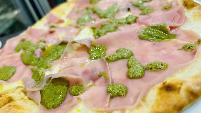 Santa Gloria, Cornaredo