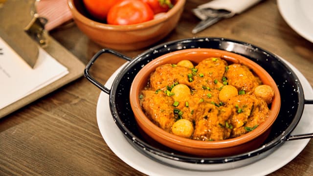 Albóndigas Salsa Almendras