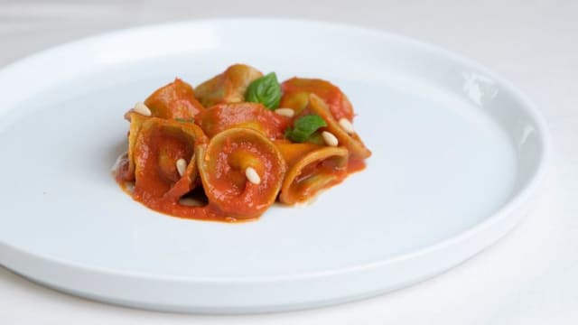 Tortello al basilico (2022)