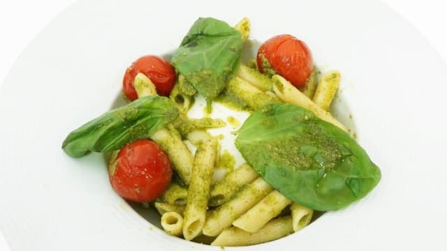 Panne Al Pesto