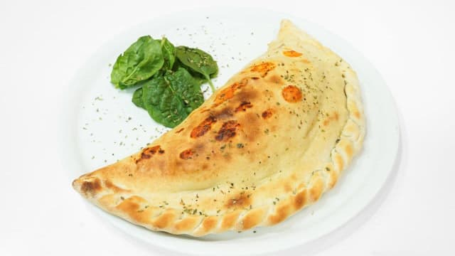 Pizza Calzone