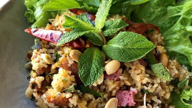 Salade de riz Croustillant "Nem Thadua"